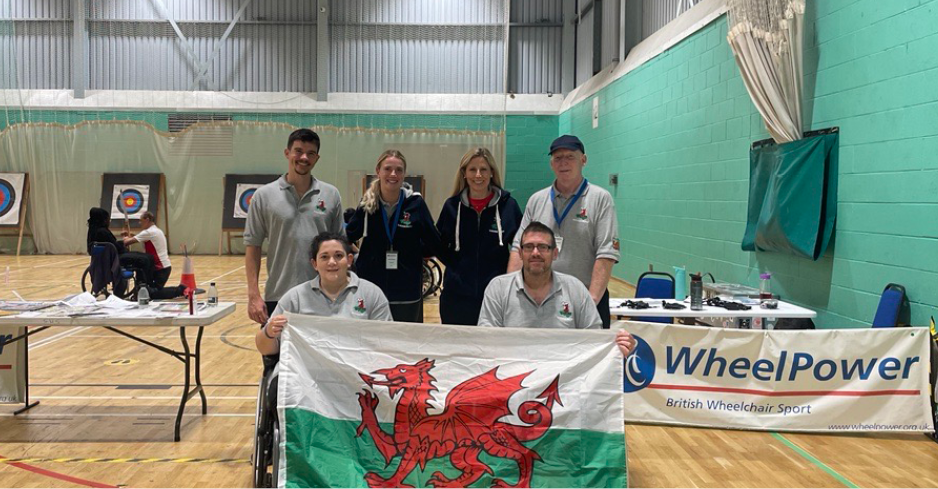 Cari Sowden-Taylor with the Rookwood Rookies at the Inter Spinal Unit Games